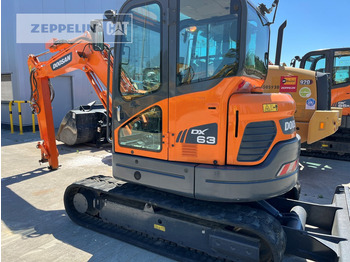 Mini pelle DOOSAN DX63-3