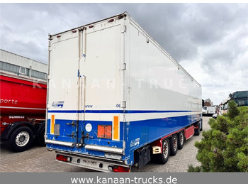 Semi-remorque à fond mouvant STAS