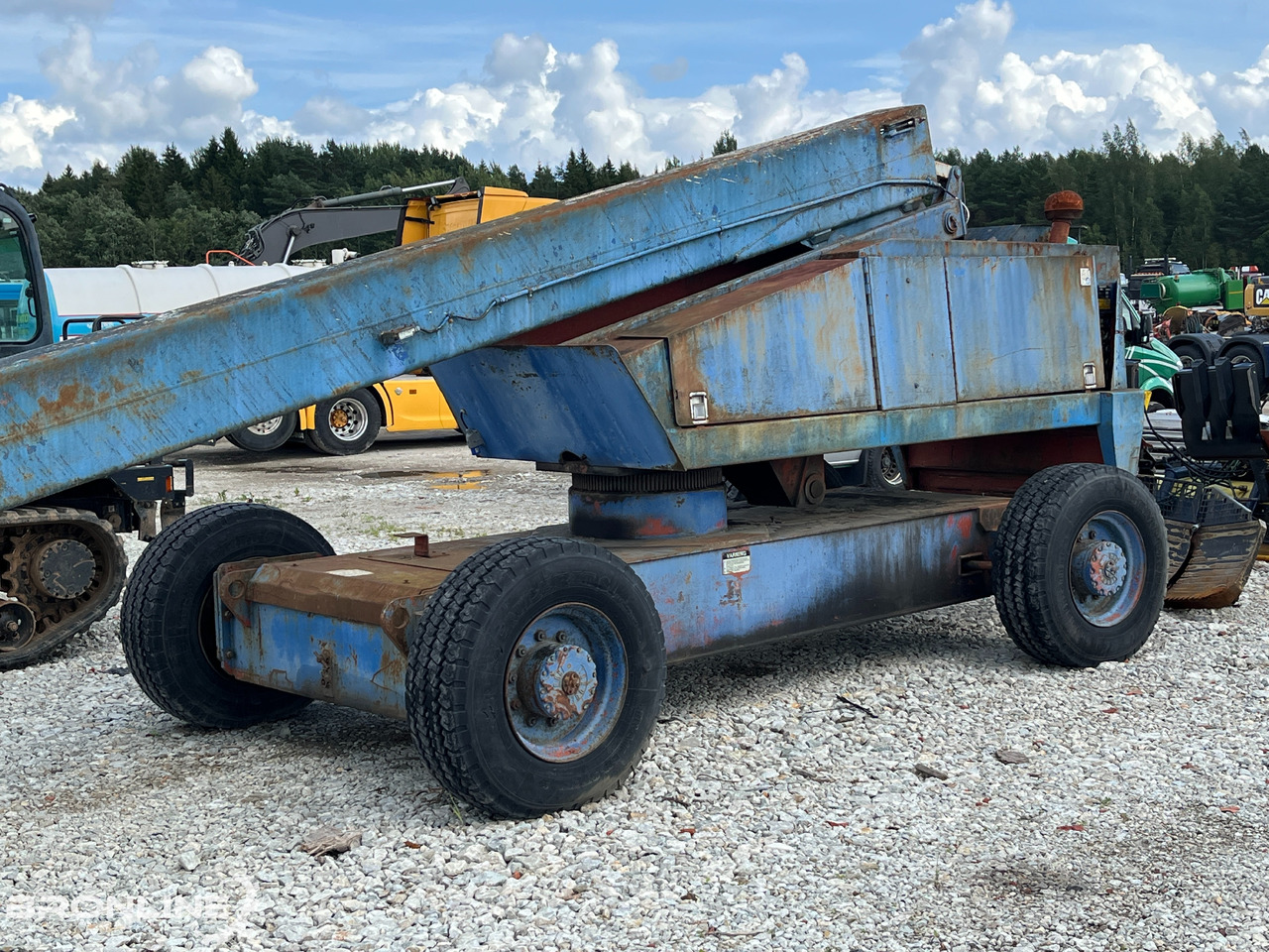 1990 Snorkelift TB 80 RD Articulated Boom Lift / Iseliikuv Boomtõstuk - Nacelle articulée: photos 2 1990 Snorkelift TB 80 RD Articulated Boom Lift / Iseliikuv Boomtõstuk - Nacelle articulée: photos 2