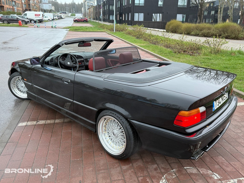 1999 BMW E36 2.5l 125kW Cabrio - Voiture: photos 4 1999 BMW E36 2.5l 125kW Cabrio - Voiture: photos 4