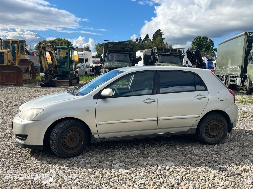 2005 Toyota Corolla 1.6 81kW - Voiture: photos 4 2005 Toyota Corolla 1.6 81kW - Voiture: photos 4