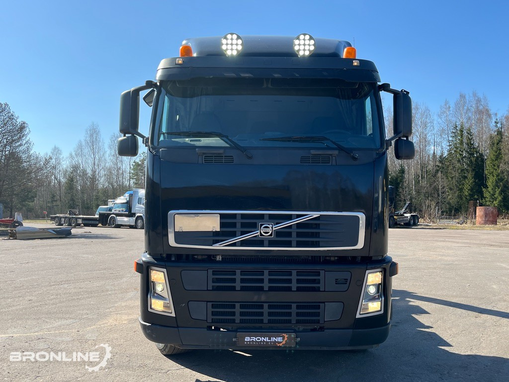 2005 Volvo FH12 8x4 + konkslift 26t - Camion ampliroll: photos 3 2005 Volvo FH12 8x4 + konkslift 26t - Camion ampliroll: photos 3