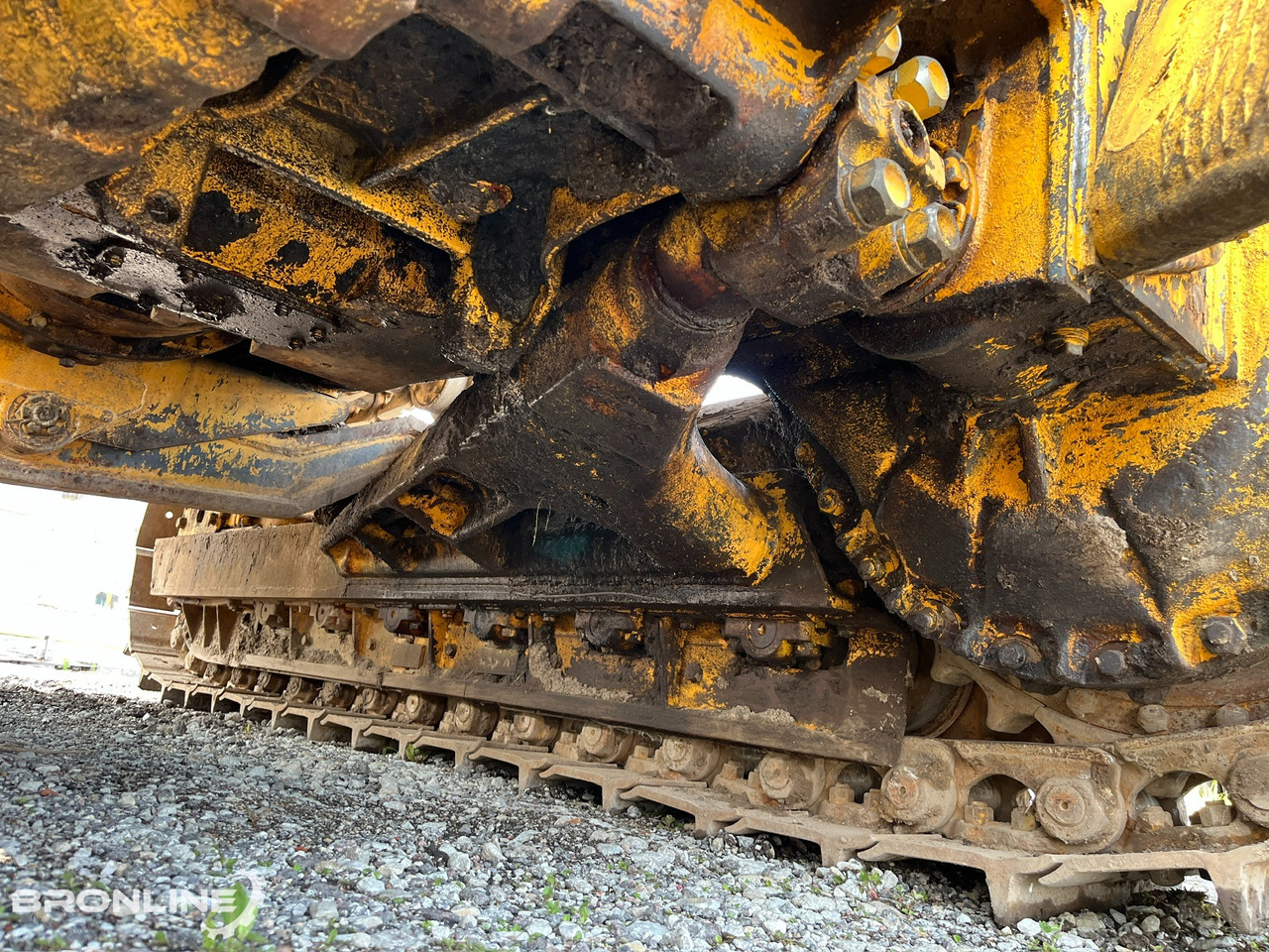 Bulldozer 2006 T10M B10M Buldozer/Buldooser: photos 19 Bulldozer 2006 T10M B10M Buldozer/Buldooser: photos 19