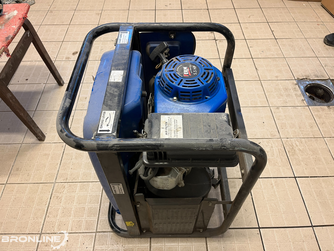 2007 Ferm FGG-2000N Elektrigeneraator - Groupe électrogène: photos 4 2007 Ferm FGG-2000N Elektrigeneraator - Groupe électrogène: photos 4