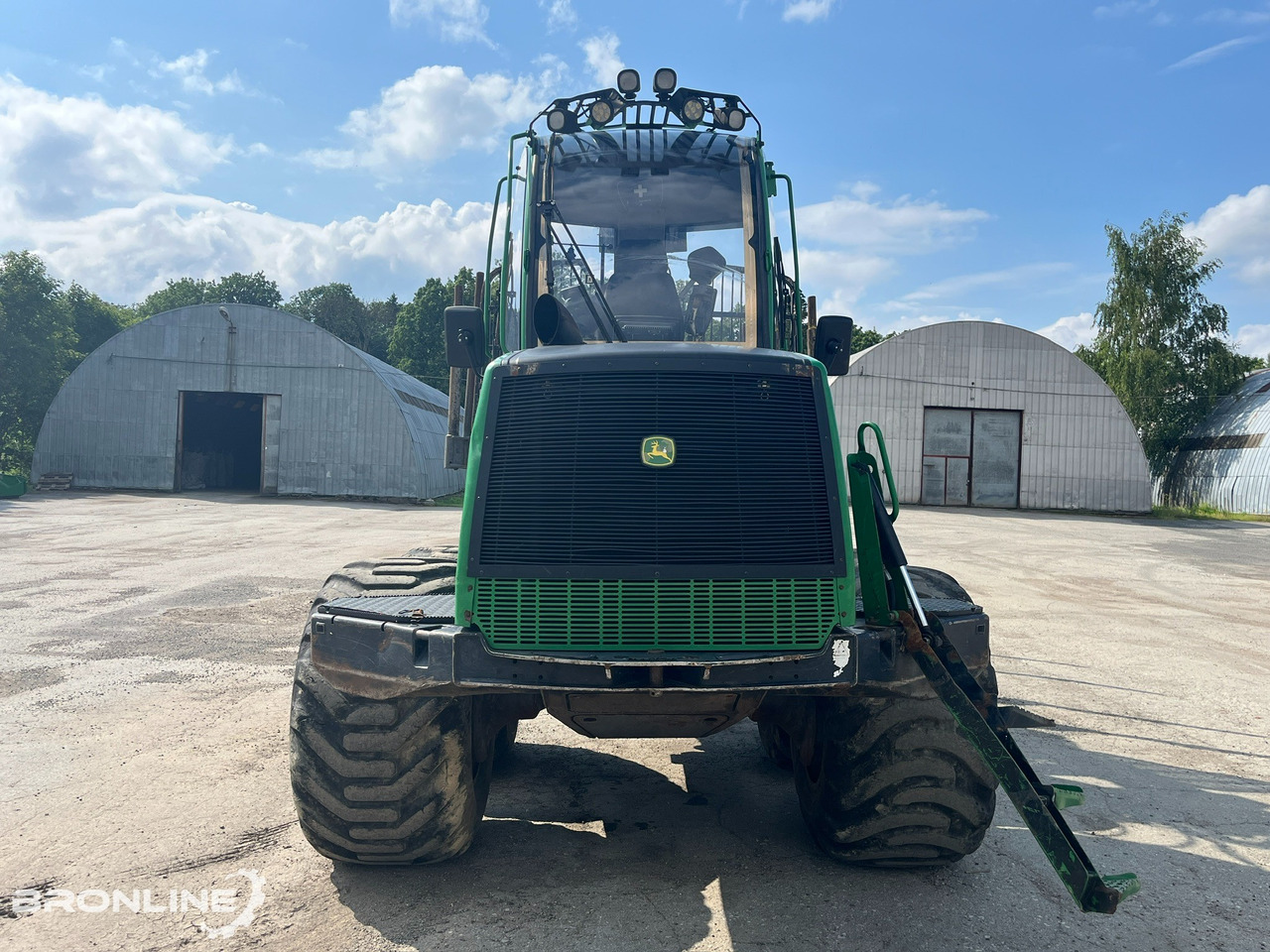 2010 John Deere 1110E Forwarder 8x8 - Porteur: photos 3 2010 John Deere 1110E Forwarder 8x8 - Porteur: photos 3