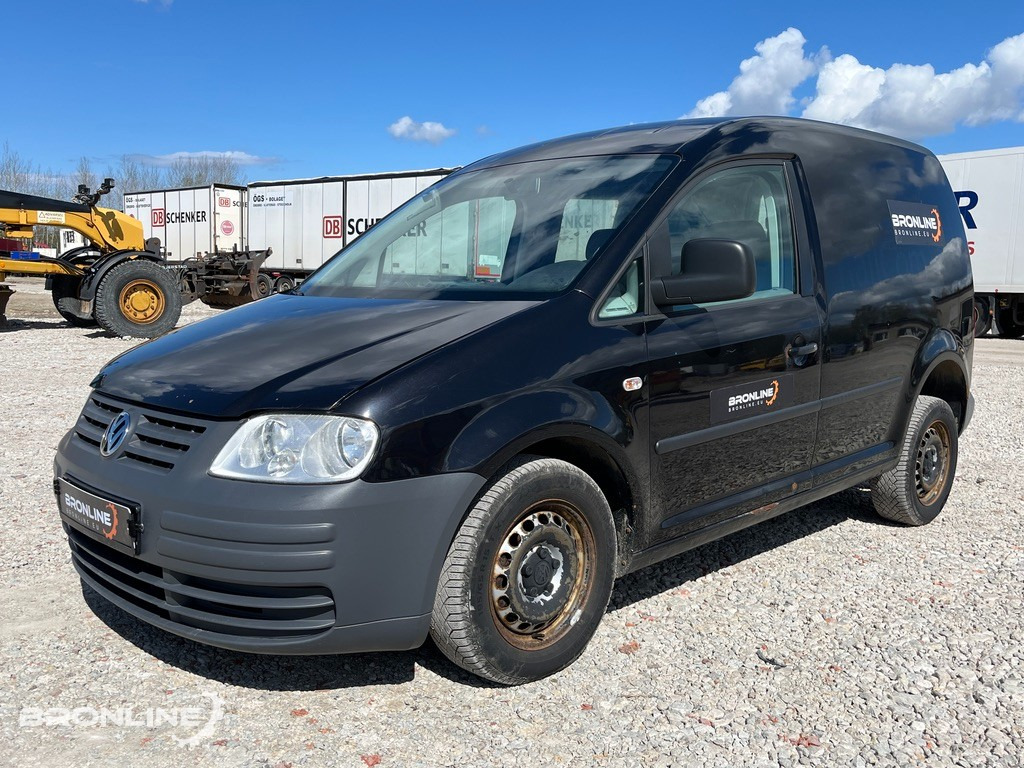 2010 Volkswagen Caddy 4x4 1.9 77kW - Voiture: photos 2 2010 Volkswagen Caddy 4x4 1.9 77kW - Voiture: photos 2