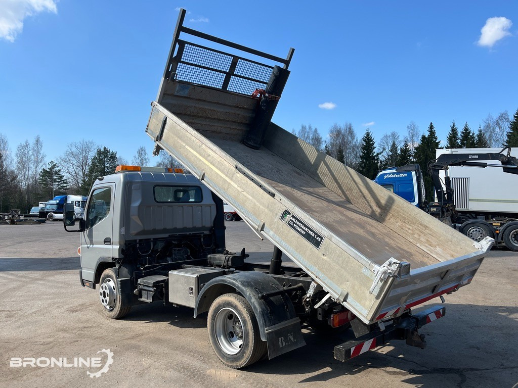 2013 Mitsubishi Fuso Canter 7C15 Tipper - Camion benne: photos 5 2013 Mitsubishi Fuso Canter 7C15 Tipper - Camion benne: photos 5