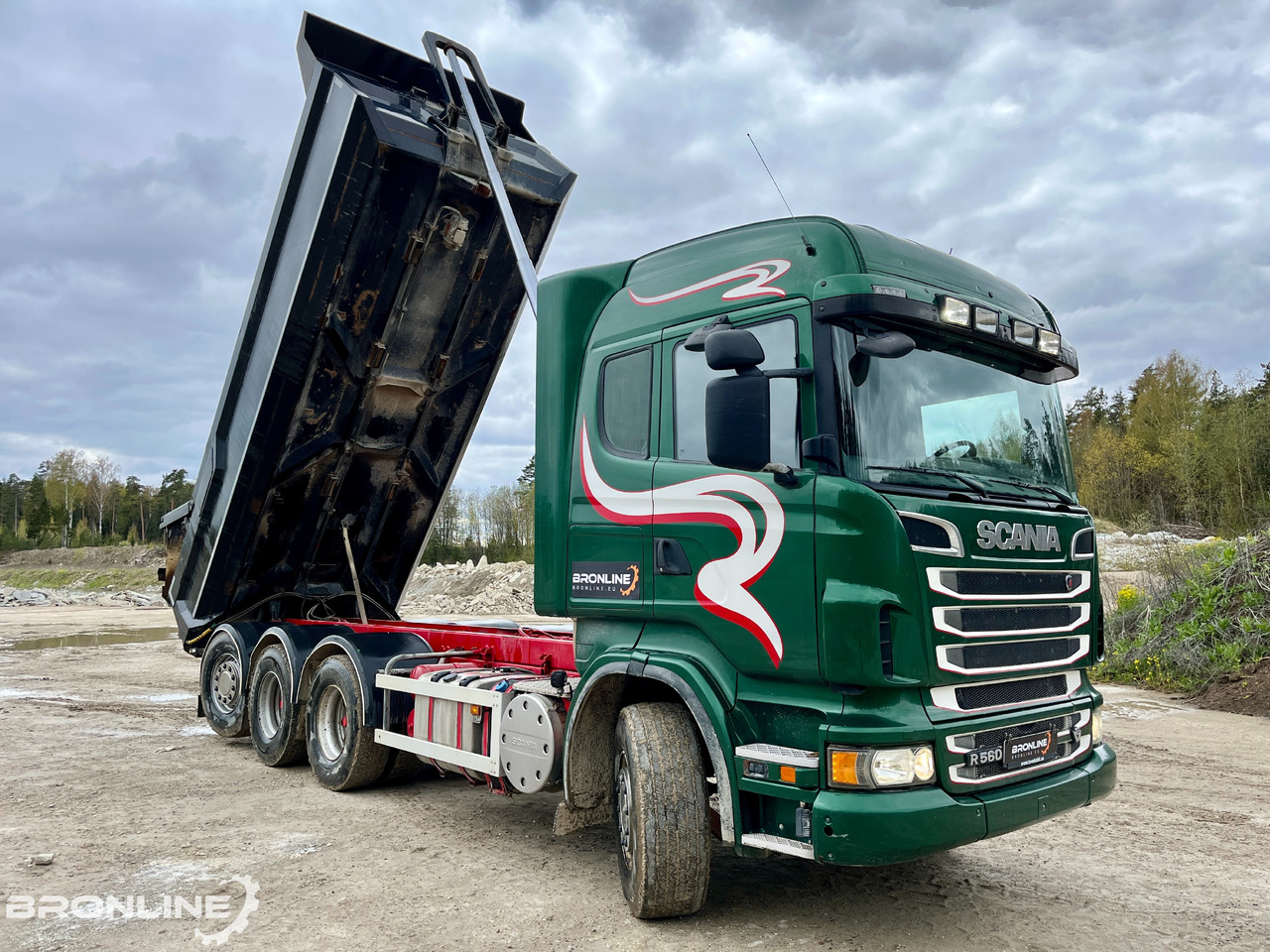 2013 V8 SCANIA R560 8X4 Tipper/Kallur/Retarder - Camion benne: photos 1 2013 V8 SCANIA R560 8X4 Tipper/Kallur/Retarder - Camion benne: photos 1