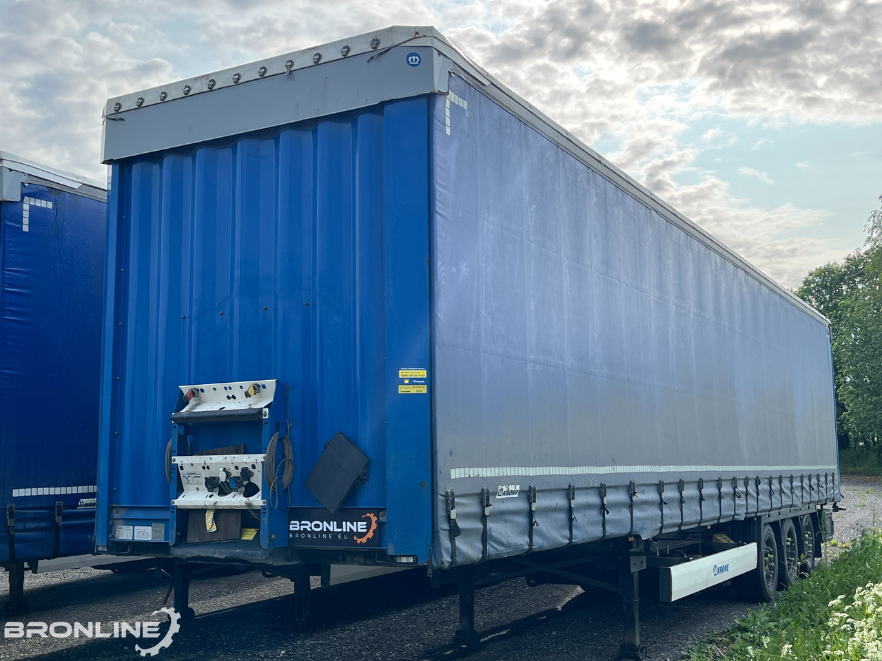 2020 KRONE SDP 27 ELP3-CS EN 12642-XL 43000kg ADR:EX/II - Semi-remorque rideaux coulissants: photos 1 2020 KRONE SDP 27 ELP3-CS EN 12642-XL 43000kg ADR:EX/II - Semi-remorque rideaux coulissants: photos 1
