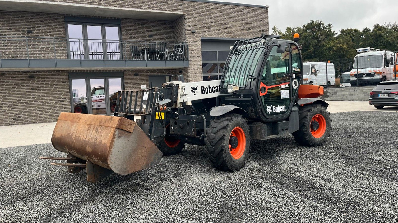Bobcat T35.105LB Teleskoplader 7600 Kg Gabel Schaufel - Chargeuse sur pneus: photos 2 Bobcat T35.105LB Teleskoplader 7600 Kg Gabel Schaufel - Chargeuse sur pneus: photos 2
