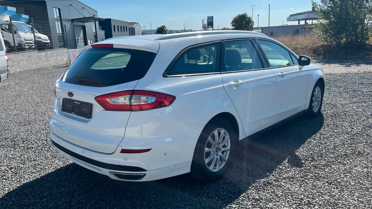 Ford Mondeo Turnier Business Edition - Voiture break: photos 4 Ford Mondeo Turnier Business Edition - Voiture break: photos 4