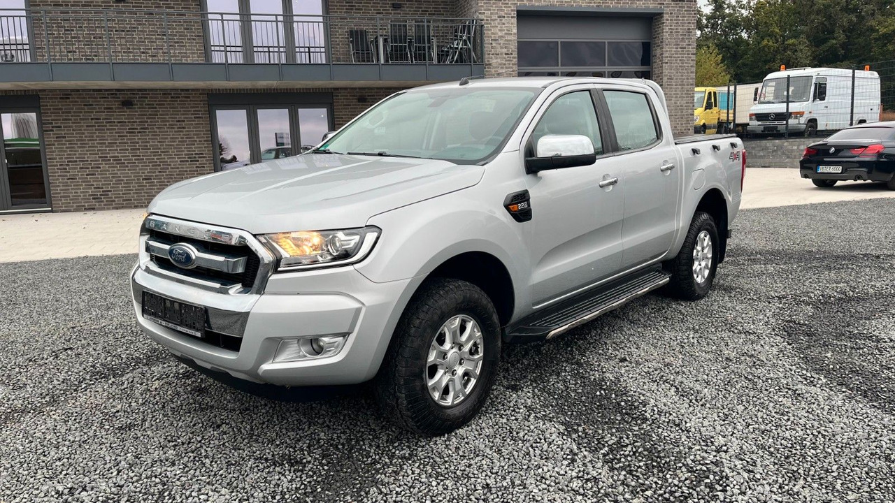 Ford Ranger XLT Doppelkabine 4x4 - SUV: photos 2 Ford Ranger XLT Doppelkabine 4x4 - SUV: photos 2