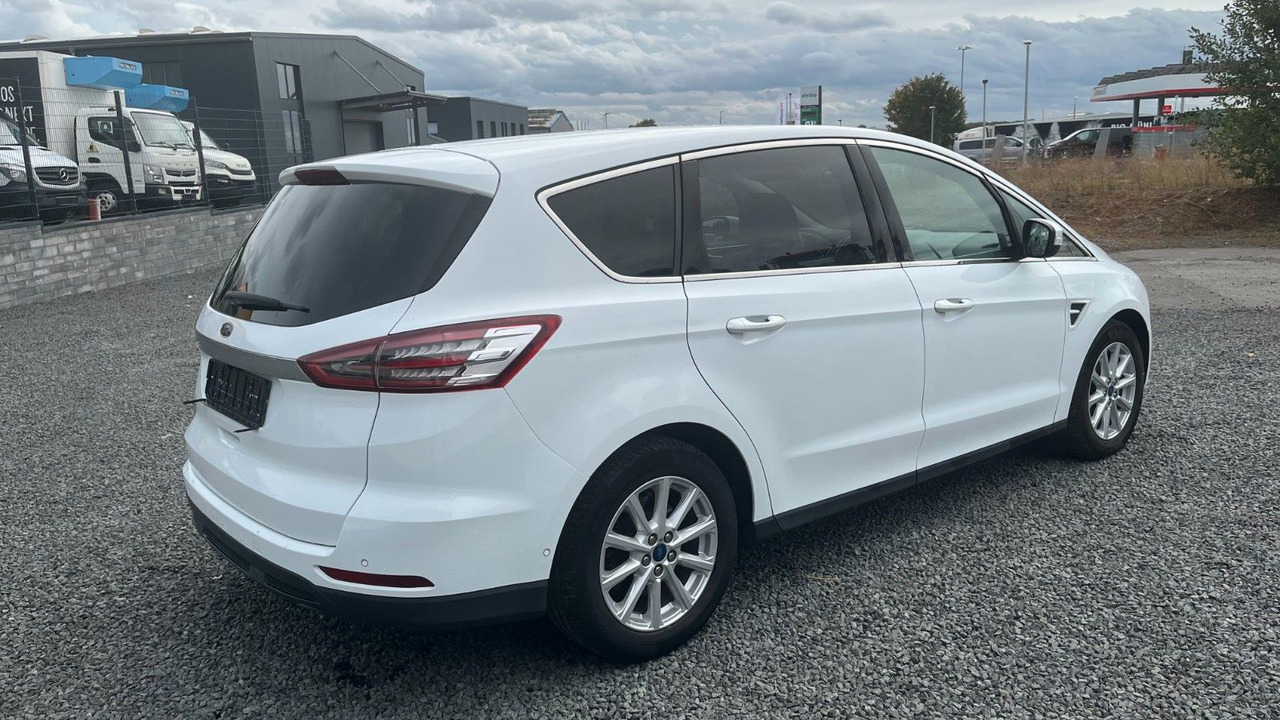 Ford S-Max S-MAX Titanium 2.0 TDCI - Voiture break: photos 4 Ford S-Max S-MAX Titanium 2.0 TDCI - Voiture break: photos 4