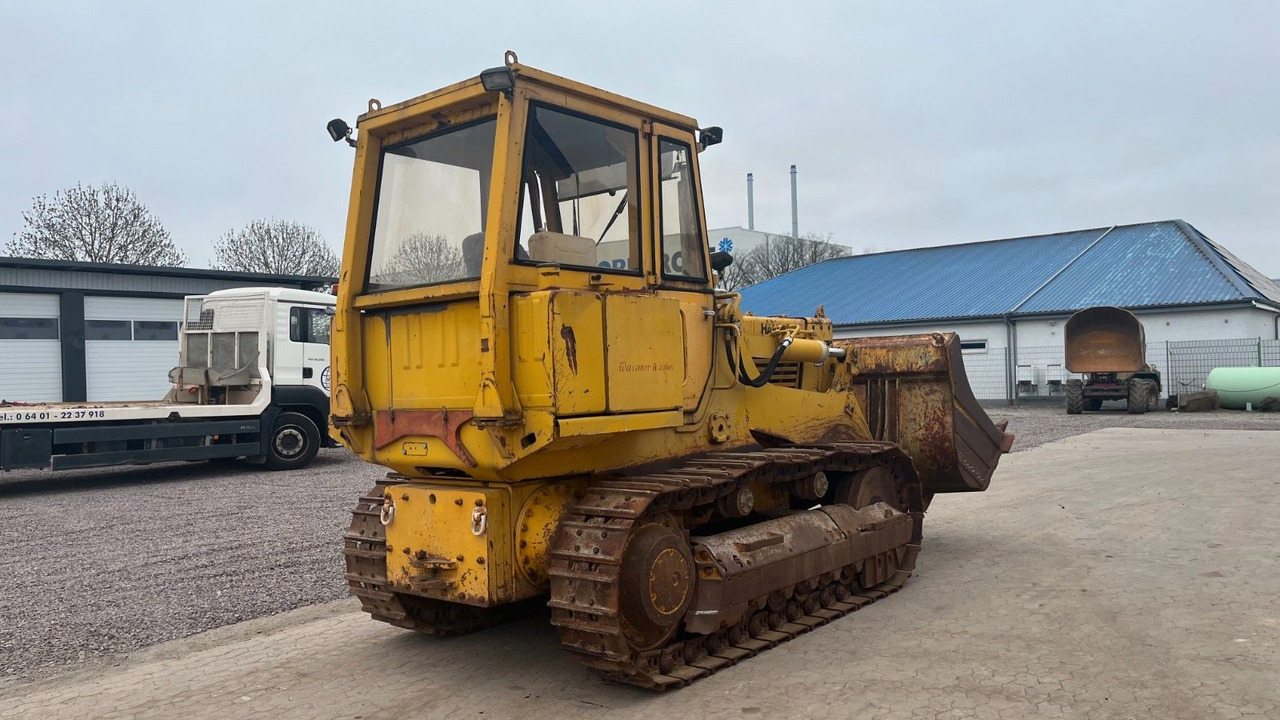 Hanomag 600 C Raupe Dozer - Chargeuse sur chenilles: photos 4 Hanomag 600 C Raupe Dozer - Chargeuse sur chenilles: photos 4