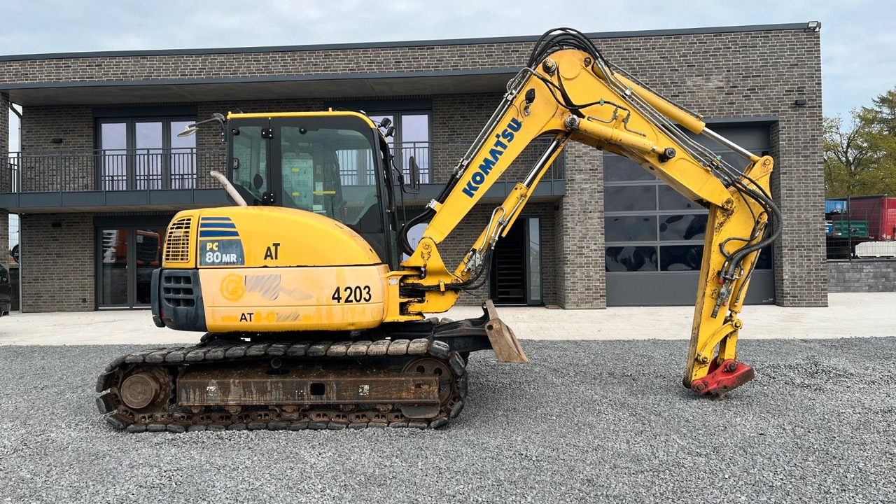 Komatsu PC80MR-3 PC80 Minibagger Verstellausleger - Mini pelle: photos 1 Komatsu PC80MR-3 PC80 Minibagger Verstellausleger - Mini pelle: photos 1