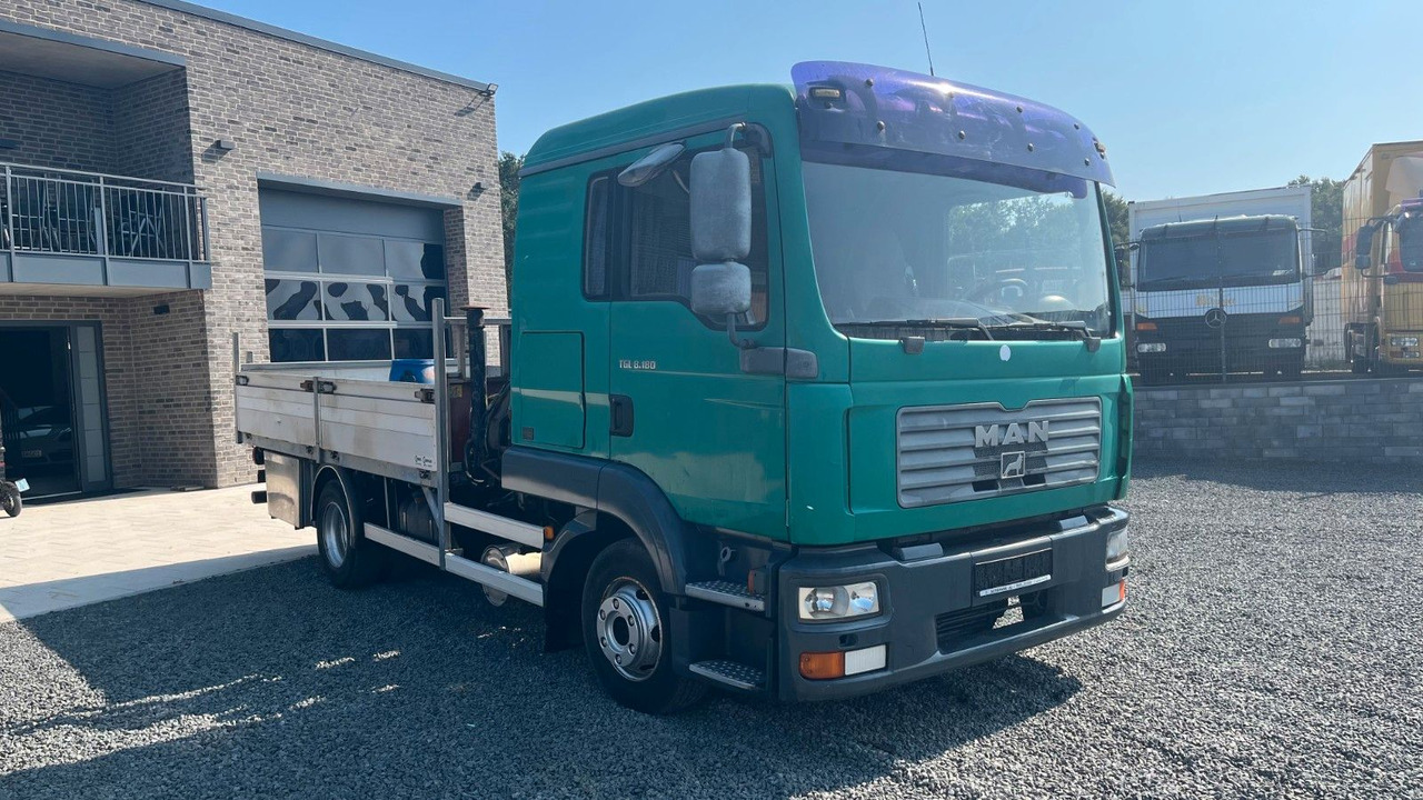 MAN TGL 8.180 4x2 Kran Hiab Tempomat MAN TGL 8.180 4x2 Kran Hiab Tempomat - Camion plateau, Camion grue: photos 3 MAN TGL 8.180 4x2 Kran Hiab Tempomat MAN TGL 8.180 4x2 Kran Hiab Tempomat - Camion plateau, Camion grue: photos 3