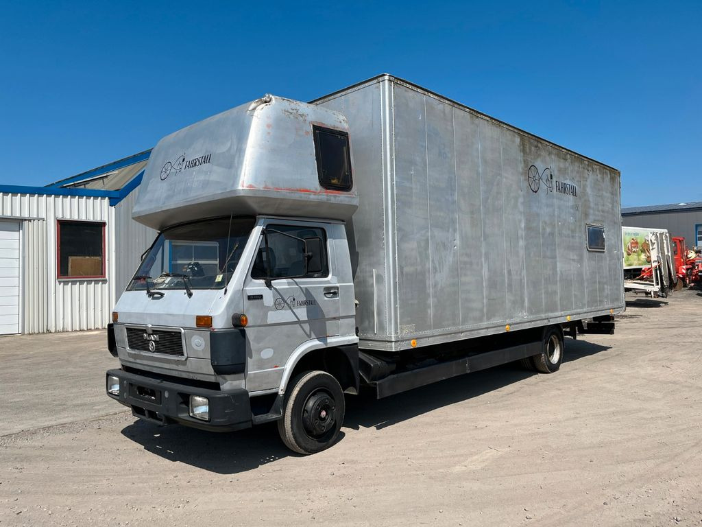 MAN VW-MAN LO2 Koffer Schlafkabine - Fourgon: photos 3 MAN VW-MAN LO2 Koffer Schlafkabine - Fourgon: photos 3