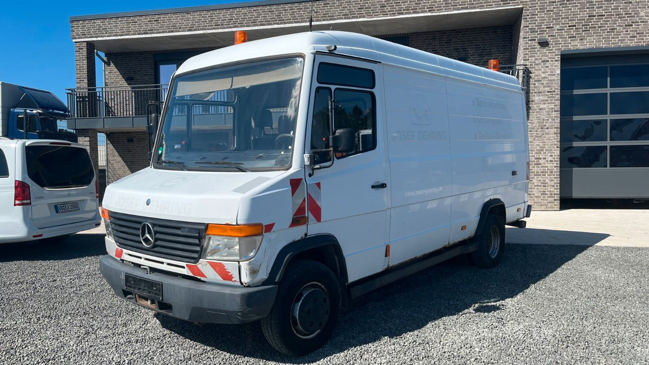 Mercedes-Benz Vario 616 D Werkstattwagen Standheizung - Fourgon utilitaire: photos 2 Mercedes-Benz Vario 616 D Werkstattwagen Standheizung - Fourgon utilitaire: photos 2