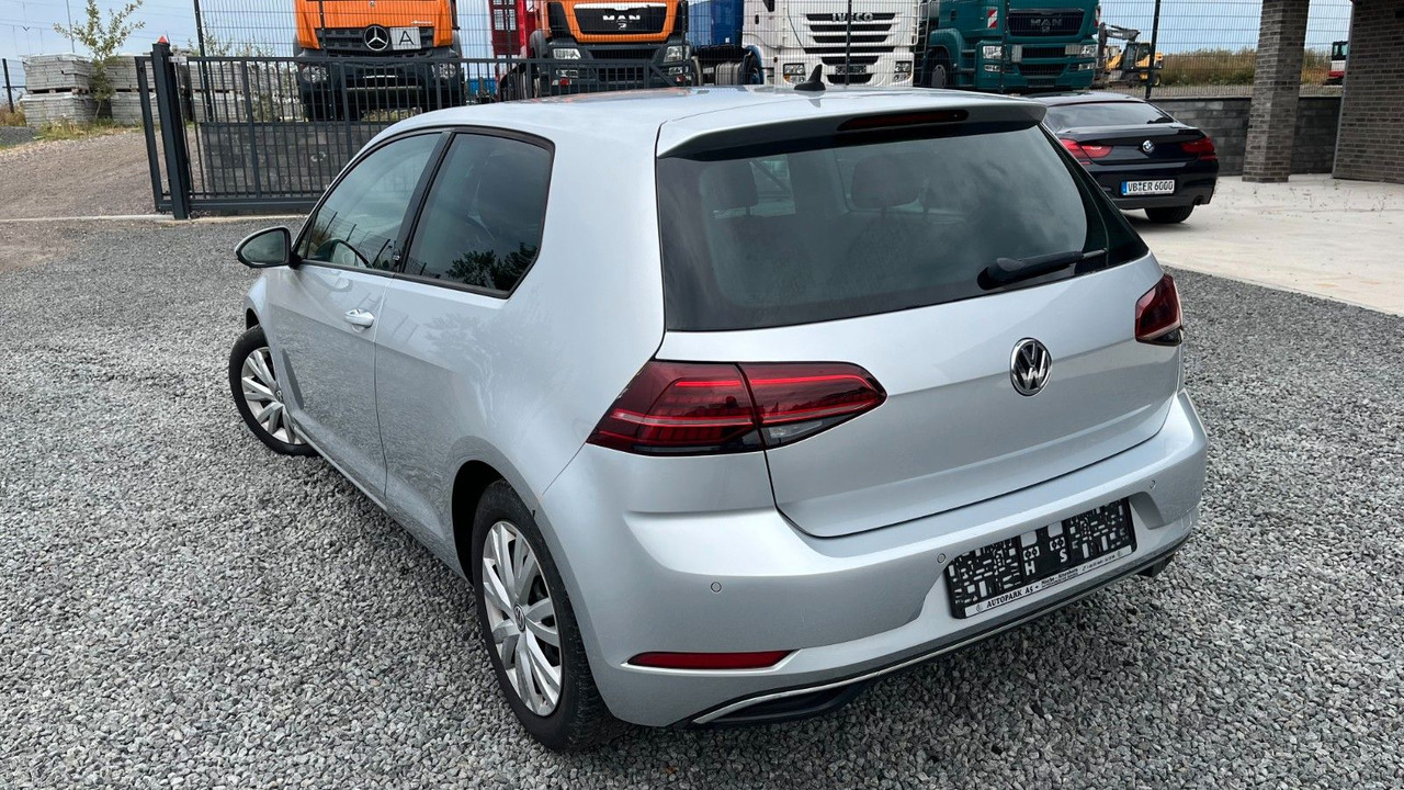 Volkswagen Golf VII Lim. Sound Start-Stopp - Voiture: photos 5 Volkswagen Golf VII Lim. Sound Start-Stopp - Voiture: photos 5
