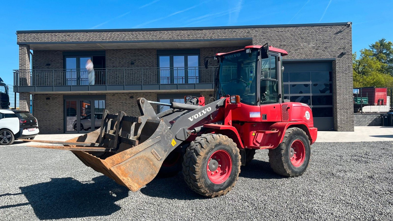 Volvo L35G Radlader 7200 Kg Schaufel Gabel Volvo L35G Radlader 7200 Kg Schaufel Gabel - Chargeuse sur pneus: photos 2 Volvo L35G Radlader 7200 Kg Schaufel Gabel Volvo L35G Radlader 7200 Kg Schaufel Gabel - Chargeuse sur pneus: photos 2