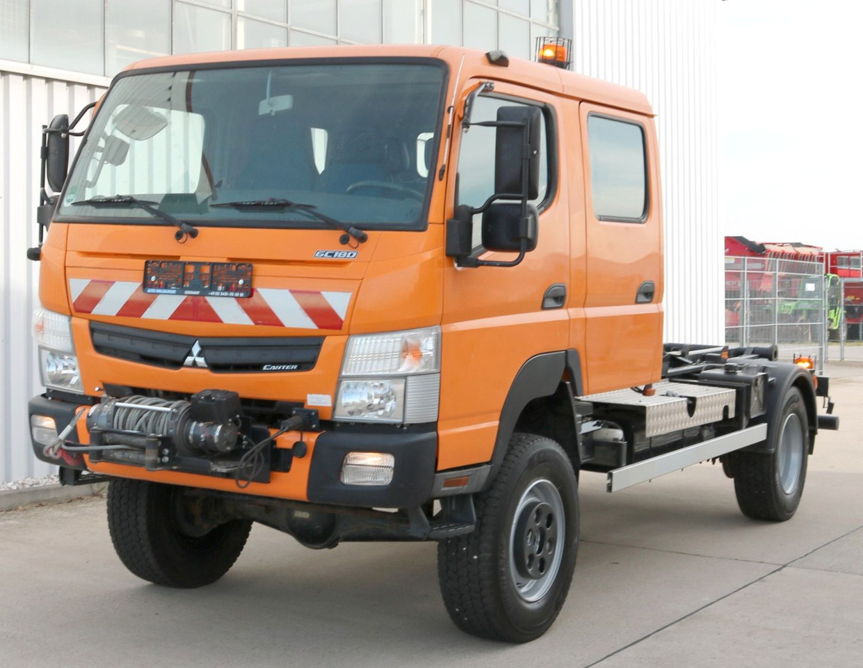 Mitsubishi CANTER 6C180 DOKA 4x4 KLIMA WINDE Standhz. 37tkm - Châssis cabine: photos 1 Mitsubishi CANTER 6C180 DOKA 4x4 KLIMA WINDE Standhz. 37tkm - Châssis cabine: photos 1