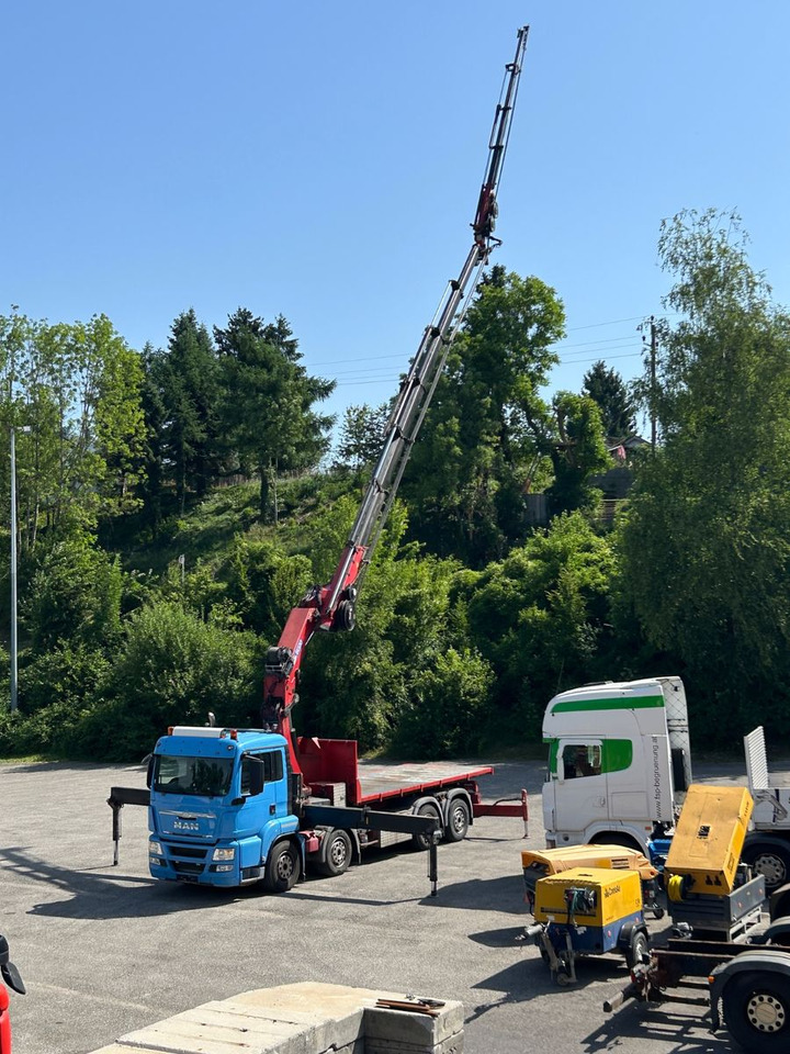 MAN TGS 8x2 mit HMF Kran 6020 Jip Winde - Camion grue: photos 2 MAN TGS 8x2 mit HMF Kran 6020 Jip Winde - Camion grue: photos 2
