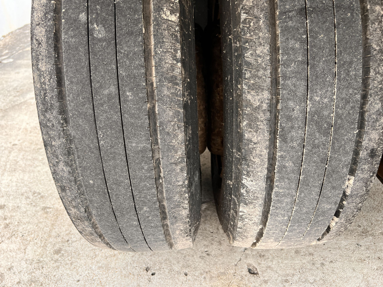 Ackermann PA-F 18/7.4E 2 Achs Jumboanhänger Mega - Remorque porte-engin surbaissée: photos 3 Ackermann PA-F 18/7.4E 2 Achs Jumboanhänger Mega - Remorque porte-engin surbaissée: photos 3