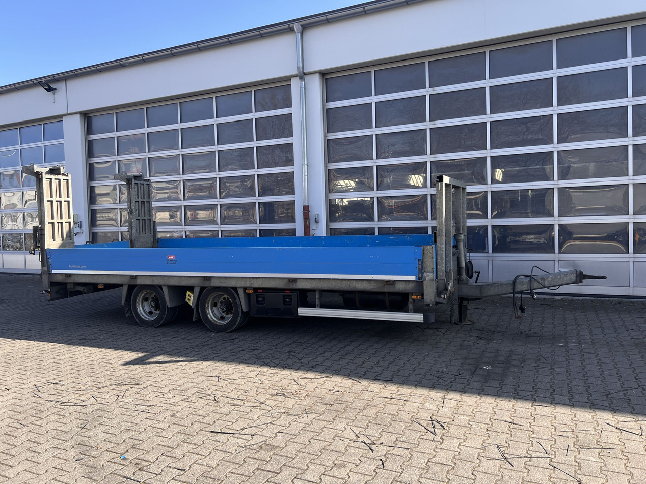 Humbaur HBTZ 136224 TA-BS 13,6 t Tandemtieflader - Remorque porte-engin surbaissée: photos 1 Humbaur HBTZ 136224 TA-BS 13,6 t Tandemtieflader - Remorque porte-engin surbaissée: photos 1