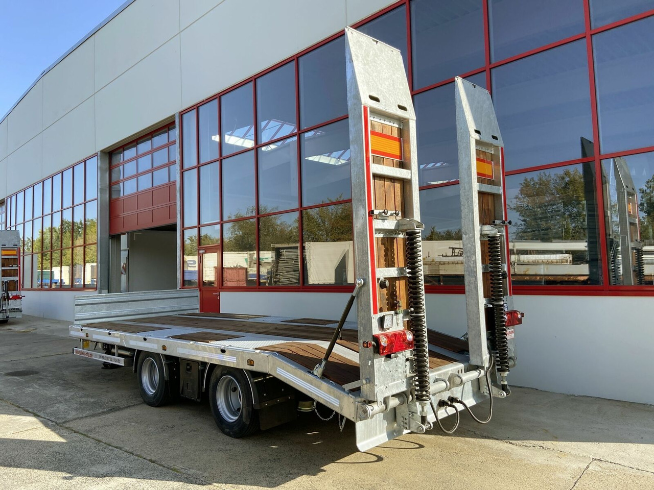 Möslein 19 t Tandemtieflader, Luftgefedert, NEU - Remorque porte-engin surbaissée: photos 4 Möslein 19 t Tandemtieflader, Luftgefedert, NEU - Remorque porte-engin surbaissée: photos 4
