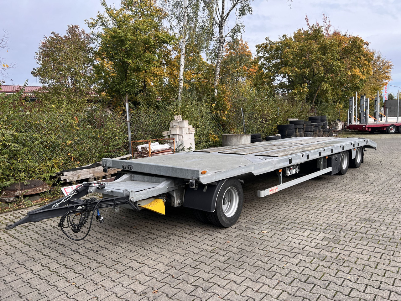 Möslein TO 3 F Schwebheim 3 Achs Tiefladeranhänger - Remorque porte-engin surbaissée: photos 3 Möslein TO 3 F Schwebheim 3 Achs Tiefladeranhänger - Remorque porte-engin surbaissée: photos 3