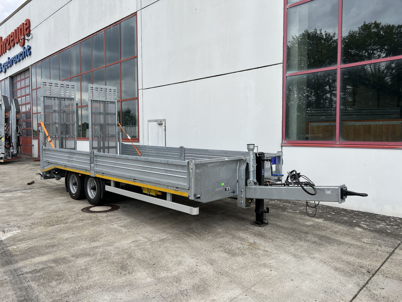 Möslein TT11 BR Neuer Tandemtieflader, breit Rampen - Remorque porte-engin surbaissée: photos 2 Möslein TT11 BR Neuer Tandemtieflader, breit Rampen - Remorque porte-engin surbaissée: photos 2