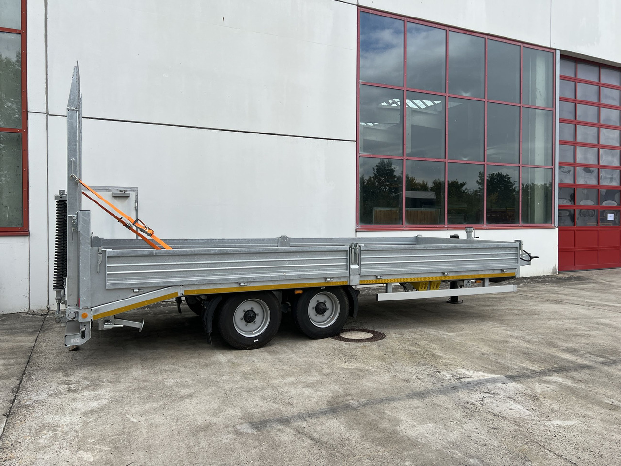 Möslein TT11 BR Neuer Tandemtieflader, breit Rampen - Remorque porte-engin surbaissée: photos 5 Möslein TT11 BR Neuer Tandemtieflader, breit Rampen - Remorque porte-engin surbaissée: photos 5