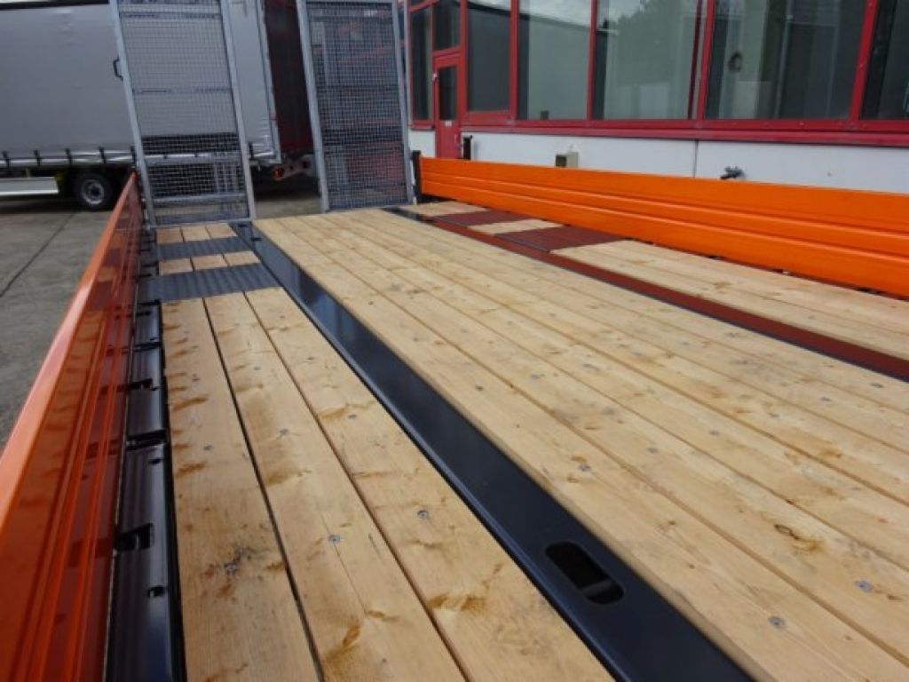 Möslein TTT 13- 6,28 Orange Neuer Tandemtieflader 13 t GG - Remorque porte-engin surbaissée: photos 2 Möslein TTT 13- 6,28 Orange Neuer Tandemtieflader 13 t GG - Remorque porte-engin surbaissée: photos 2