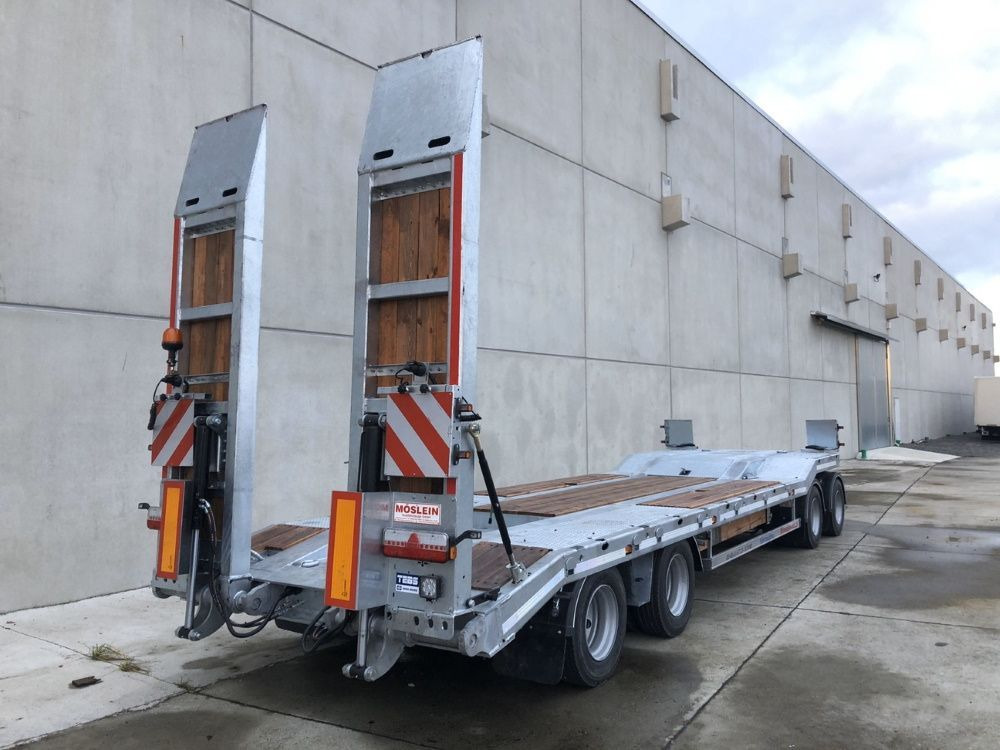 Möslein neuer 4 Achs Tieflader hydraulischen Rampen - Remorque porte-engin surbaissée: photos 5 Möslein neuer 4 Achs Tieflader hydraulischen Rampen - Remorque porte-engin surbaissée: photos 5