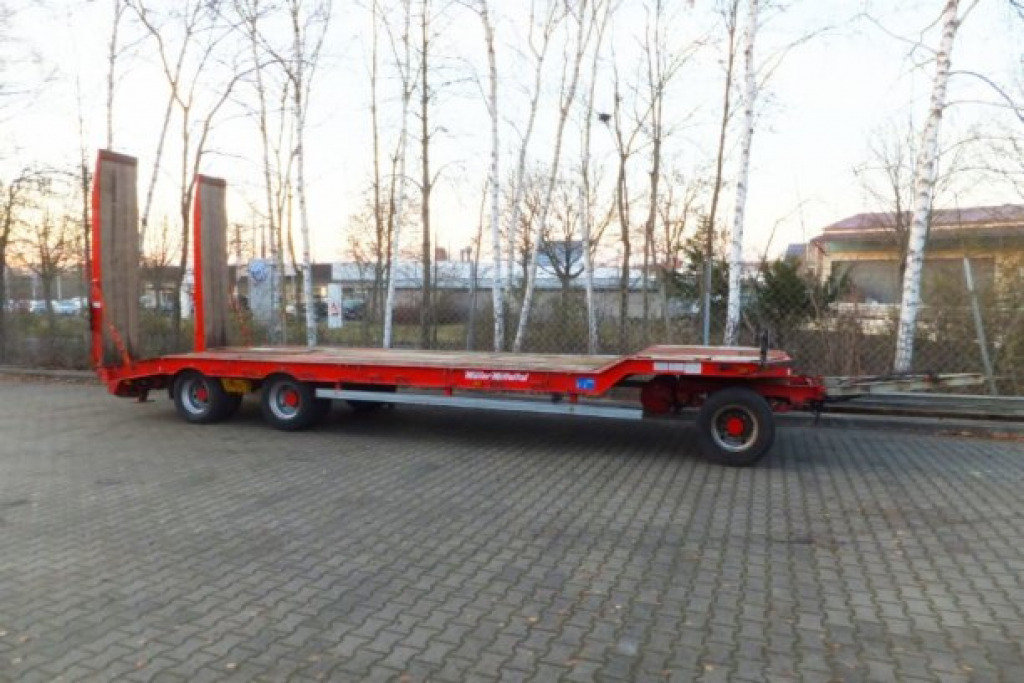 Müller Mitteltal T 3 3 Achs Tieflader- Anhänger - Remorque porte-engin surbaissée: photos 3 Müller Mitteltal T 3 3 Achs Tieflader- Anhänger - Remorque porte-engin surbaissée: photos 3