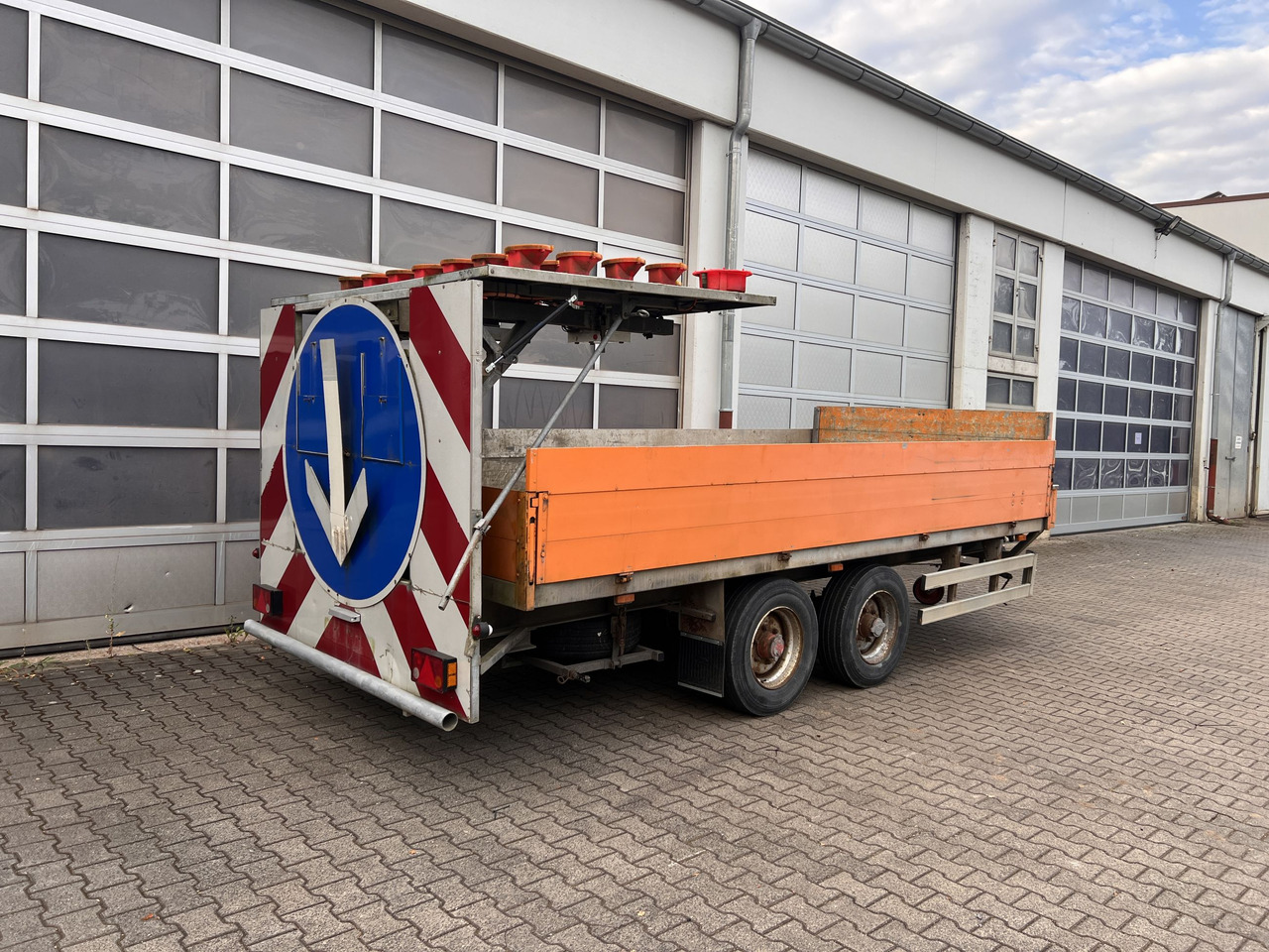 Schmitz Korbach SDAH Tandempritsche - Remorque plateau: photos 3 Schmitz Korbach SDAH Tandempritsche - Remorque plateau: photos 3