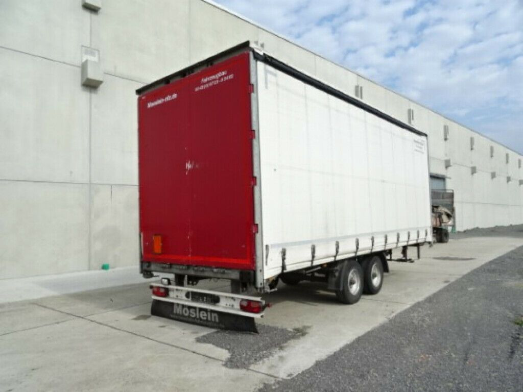 Tandem- Schiebeplanenanhänger zum Durchladen - Camion à rideaux coulissants: photos 2 Tandem- Schiebeplanenanhänger zum Durchladen - Camion à rideaux coulissants: photos 2