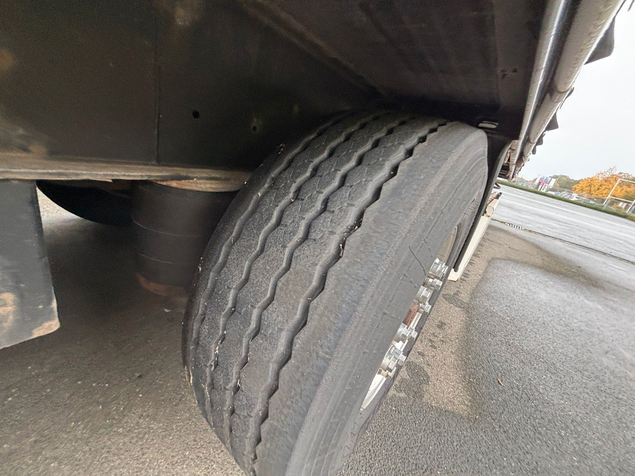 Krone SD Plane Mitnahmestapler Nachlaufachse - Semi-remorque rideaux coulissants: photos 4 Krone SD Plane Mitnahmestapler Nachlaufachse - Semi-remorque rideaux coulissants: photos 4