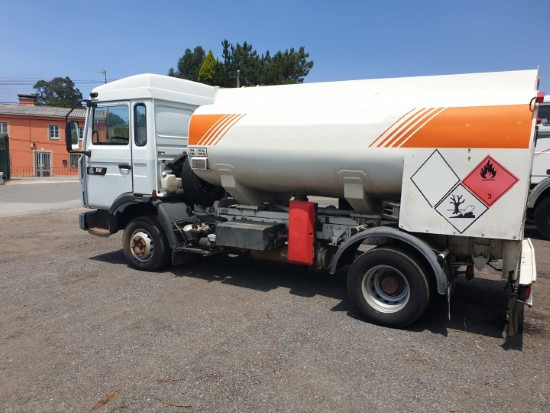 RENAULT S150 - Camion citerne: photos 2 RENAULT S150 - Camion citerne: photos 2