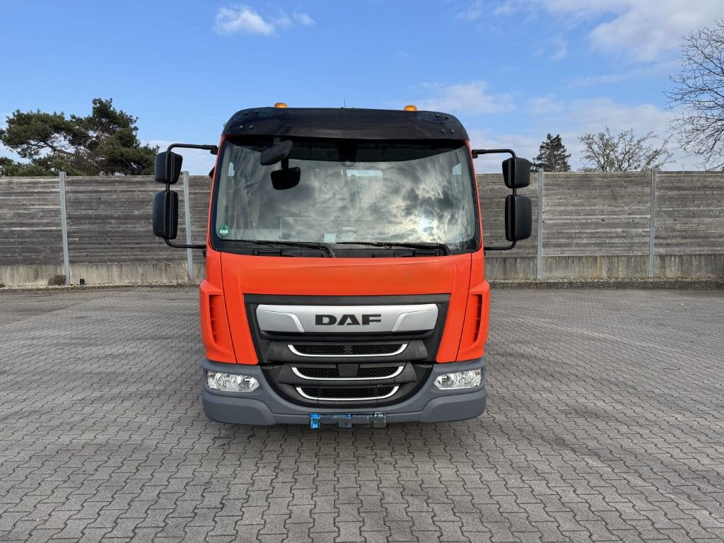 DAF FA LF 180 8t / Abrollkipper, Ladekran Containe - Camion ampliroll, Camion grue: photos 3 DAF FA LF 180 8t / Abrollkipper, Ladekran Containe - Camion ampliroll, Camion grue: photos 3