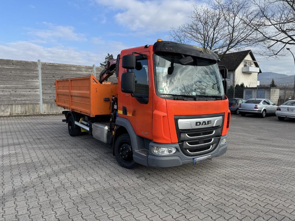 DAF FA LF 180 8t / Abrollkipper, Ladekran Containe - Camion ampliroll, Camion grue: photos 4 DAF FA LF 180 8t / Abrollkipper, Ladekran Containe - Camion ampliroll, Camion grue: photos 4
