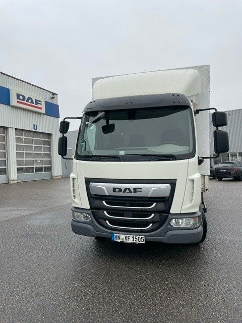 DAF FA LF 210 8t Pritsche/Plane+LBW DAF FA LF 210 8t Pritsche/Plane+LBW - Camion à rideaux coulissants: photos 3 DAF FA LF 210 8t Pritsche/Plane+LBW DAF FA LF 210 8t Pritsche/Plane+LBW - Camion à rideaux coulissants: photos 3