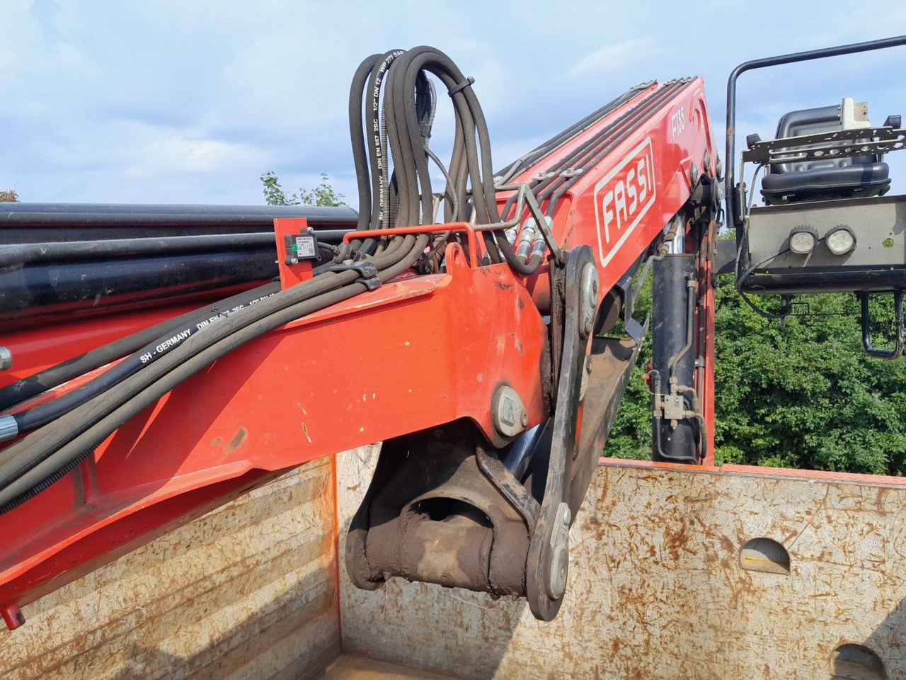 Camion plateau, Camion grue DAF FA LF 320 19t Fassi Kran: photos 14
