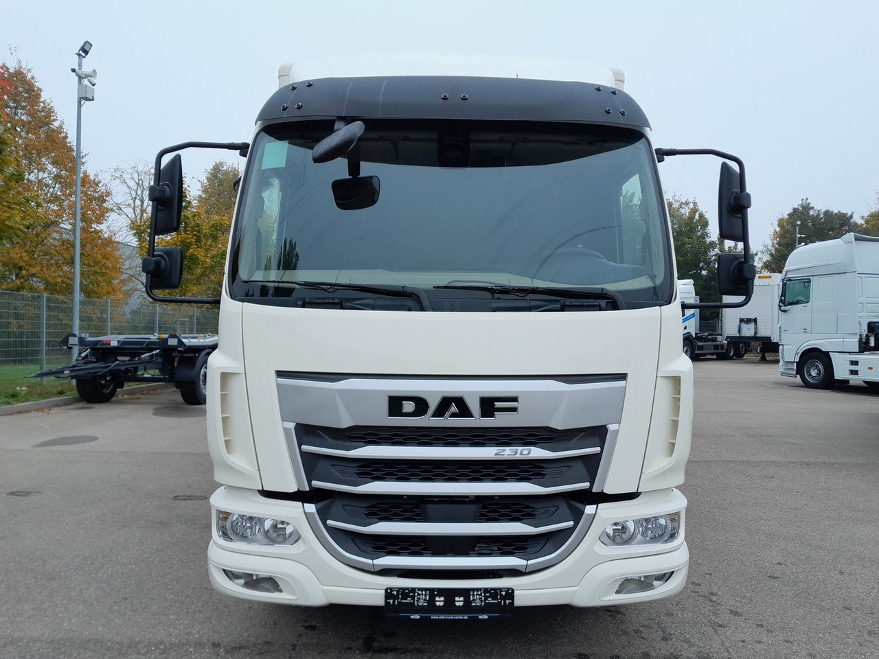 DAF FA XB 230 12t - Camion fourgon: photos 3 DAF FA XB 230 12t - Camion fourgon: photos 3