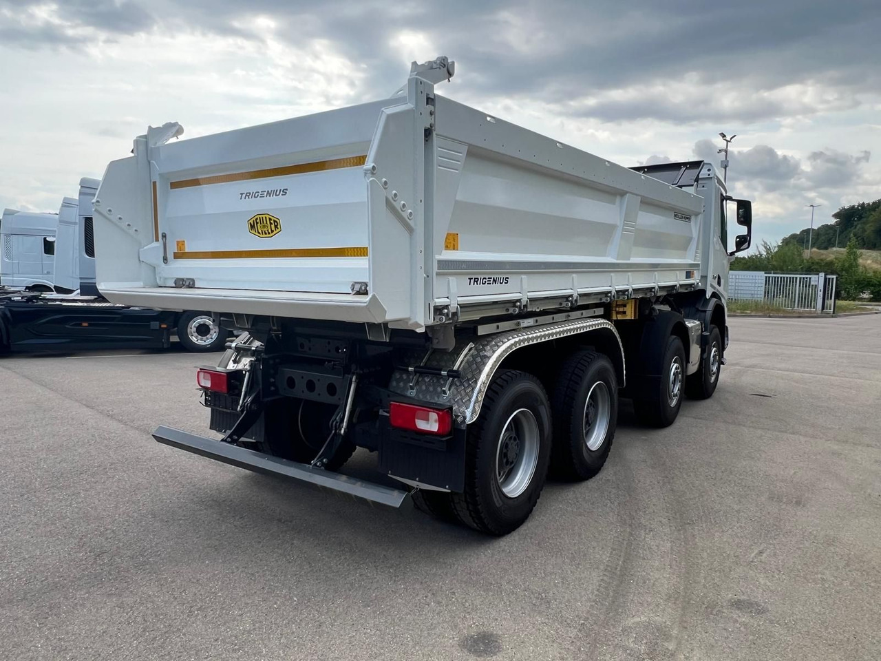 DAF FAD XDC 450 Dreiseitenkipper - Camion benne: photos 4 DAF FAD XDC 450 Dreiseitenkipper - Camion benne: photos 4