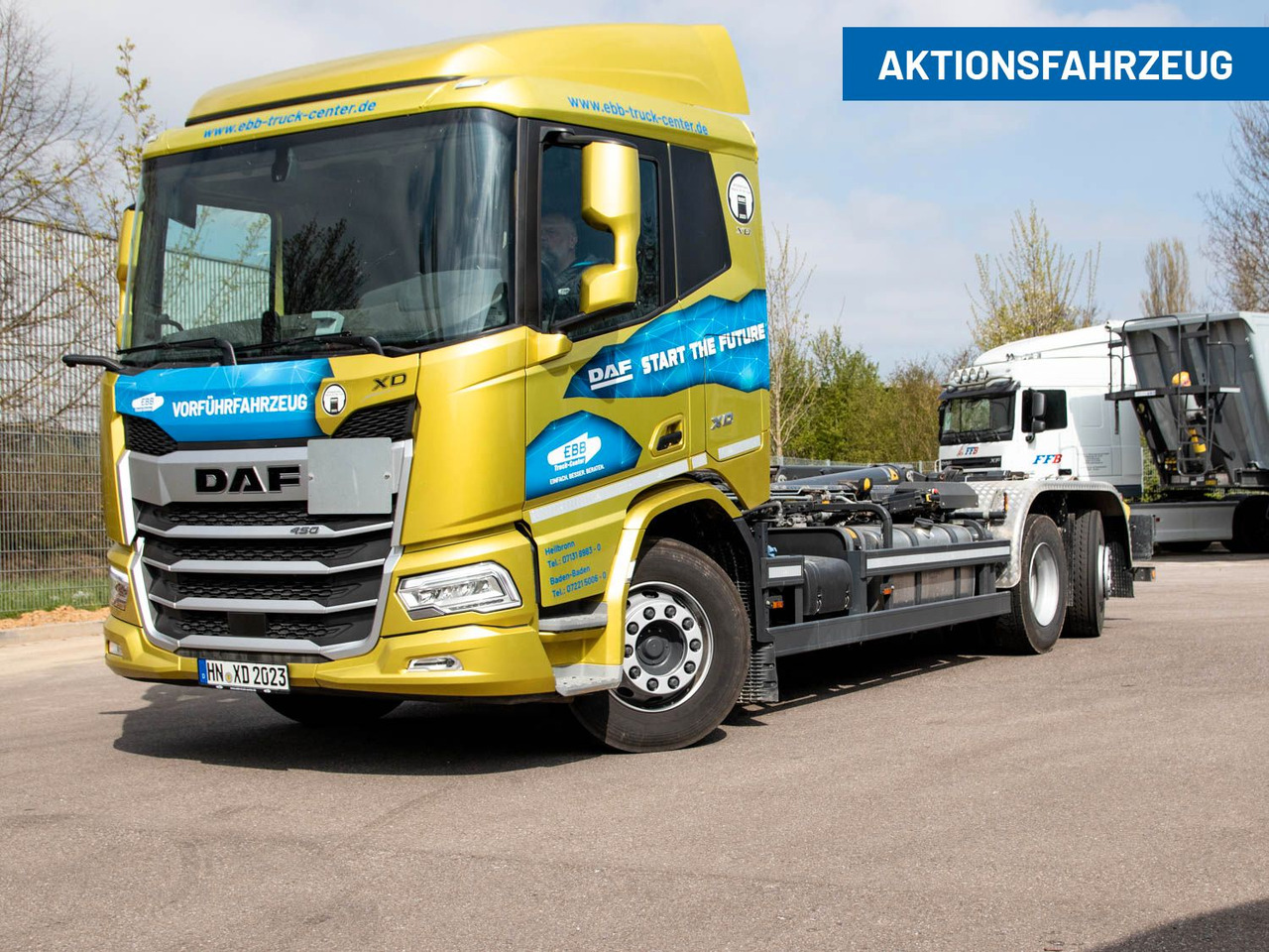 DAF FAN XD 450 SL Meiller Abrollkipper DAF FAN XD 450 SL Meiller Abrollkipper - Camion ampliroll: photos 1 DAF FAN XD 450 SL Meiller Abrollkipper DAF FAN XD 450 SL Meiller Abrollkipper - Camion ampliroll: photos 1