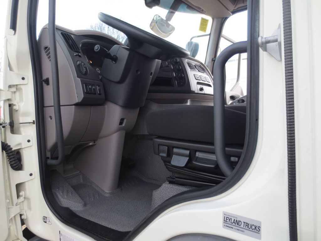 Camion pour le transport de boissons DAF LF 310 18t Zikun Getränkeaufbau: photos 11