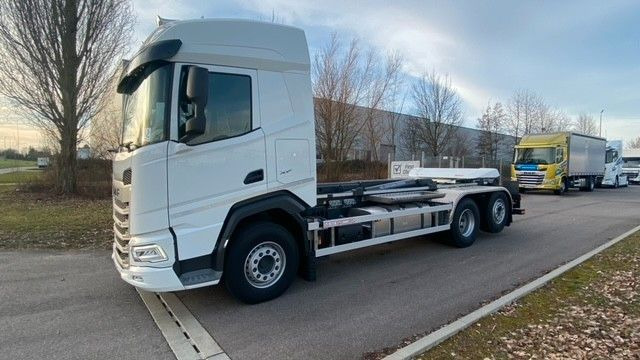 DAF XF 480 FAN Abroller VDL DAF XF 480 FAN Abroller VDL - Camion ampliroll: photos 2 DAF XF 480 FAN Abroller VDL DAF XF 480 FAN Abroller VDL - Camion ampliroll: photos 2