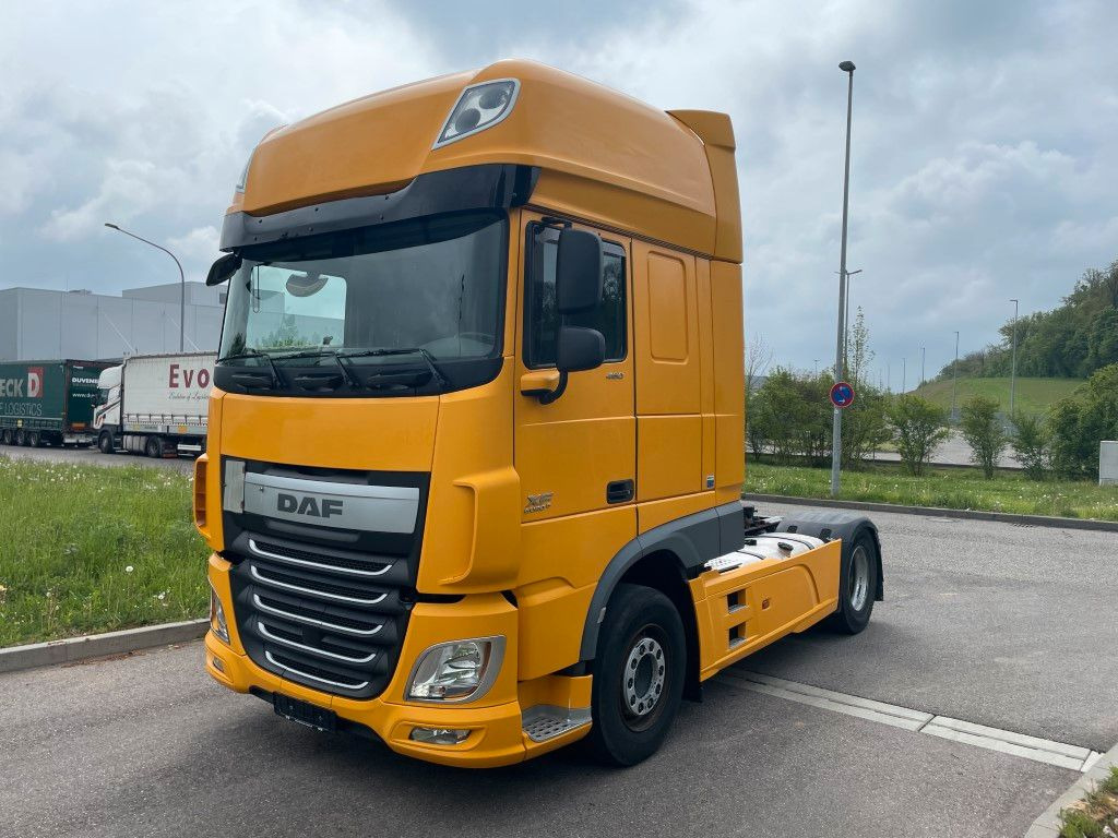 DAF FT XF 460 SSC, Getriebe und Achskopf NEU - Tracteur routier: photos 1 DAF FT XF 460 SSC, Getriebe und Achskopf NEU - Tracteur routier: photos 1