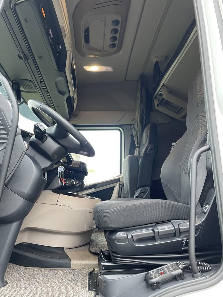 Tracteur routier DAF FT XG 480: photos 8